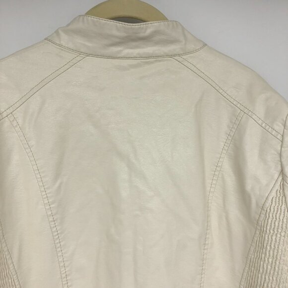 G By Guess Ivory Pleather Faux Leather Vegan Moto Jacket size L - Picture 13 of 16